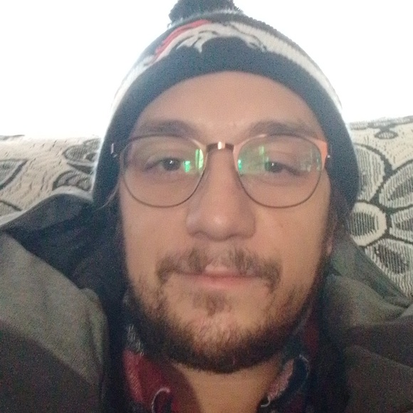 Meet your Posher, Devon - Picture 2 of 2